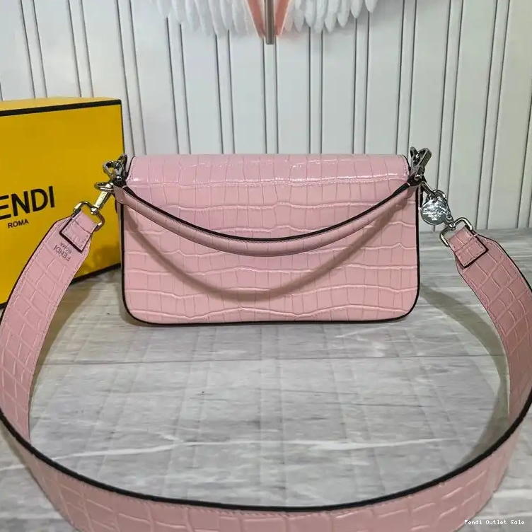 Affordable Bag Pink Tiffany Baguette In Crocodile Leather Medium Fendi 0609